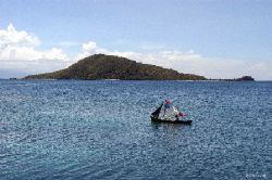 Cayos Cochinos, Bay Islands, Honduras. by Shawn Jackson 